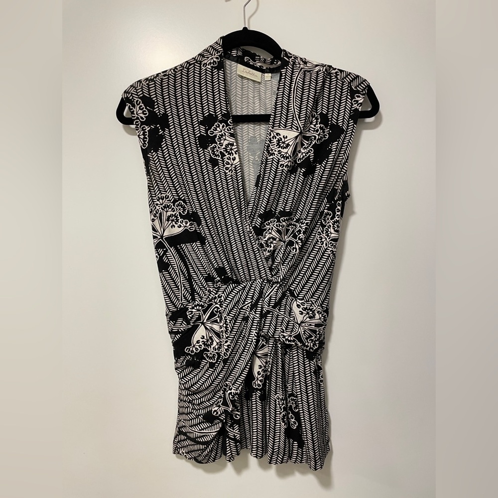 Sleeveless top